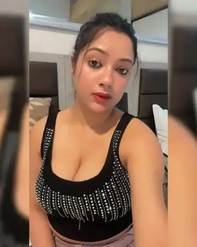 Call Girls Service Amirgadh